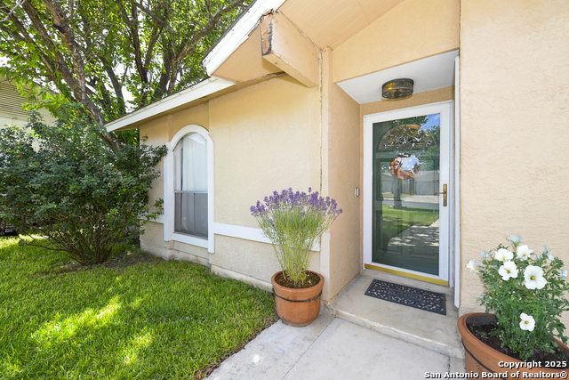 Image 4 of 19 For 11403 Jarbo Pass