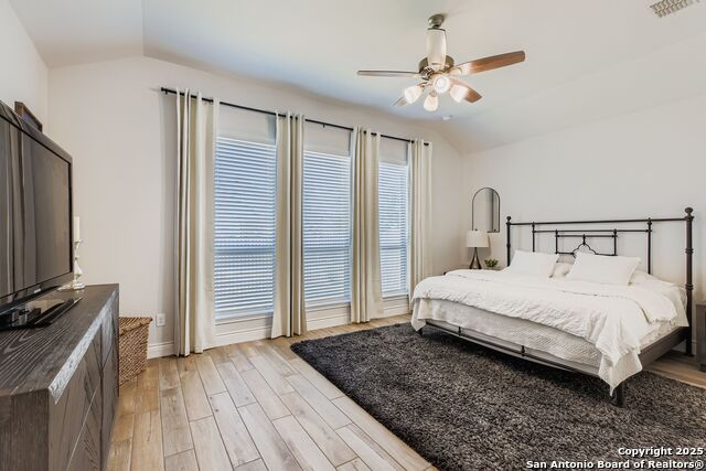 Image 17 of 28 For 3058 Mckinnie Park