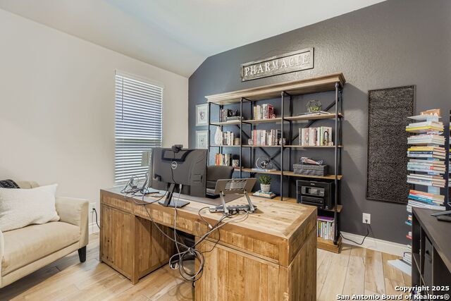 Image 22 of 28 For 3058 Mckinnie Park