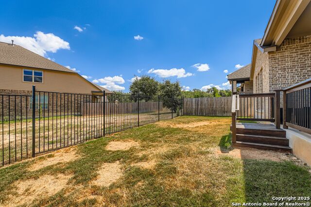 Image 26 of 28 For 3058 Mckinnie Park