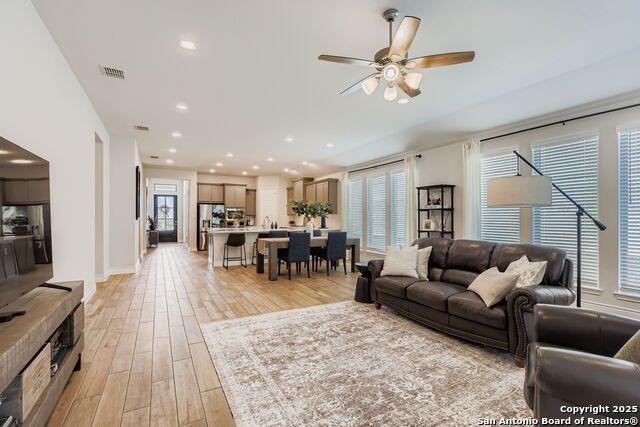 Image 5 of 28 For 3058 Mckinnie Park