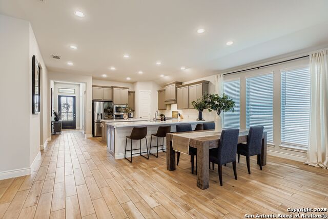 Image 9 of 28 For 3058 Mckinnie Park