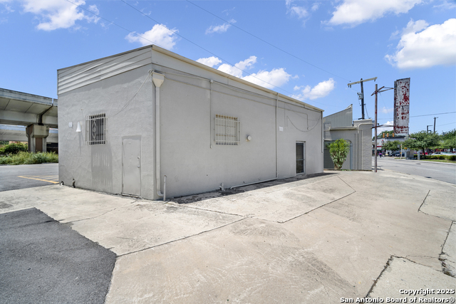 Listing photo id 8 for 234 San Pedro