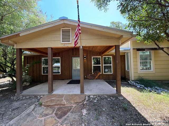 Details for 401 James  , Boerne, TX 78006