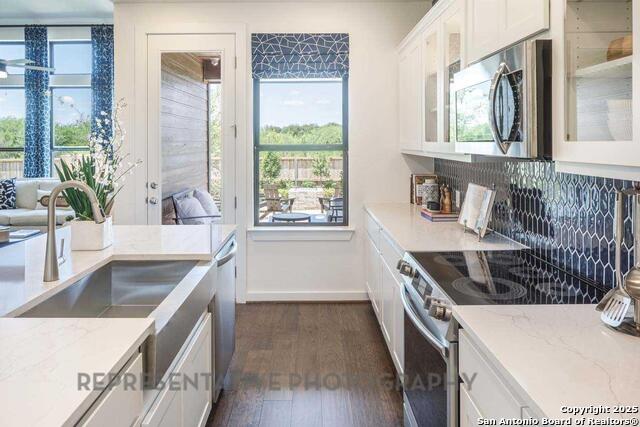 Listing photo id 4 for 713 Moki Place