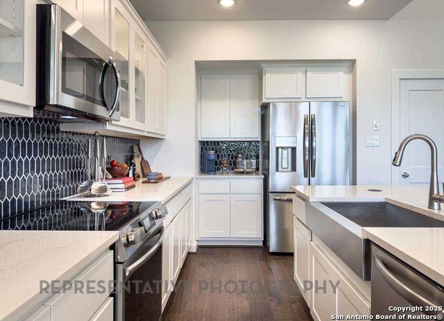 Listing photo id 5 for 713 Moki Place