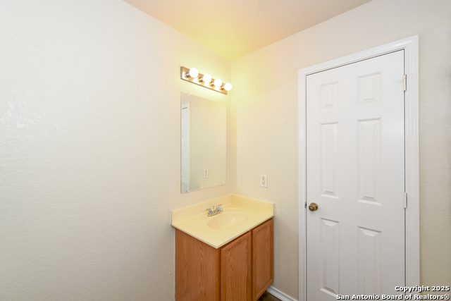 Image 24 of 33 For 30 Knights Peak