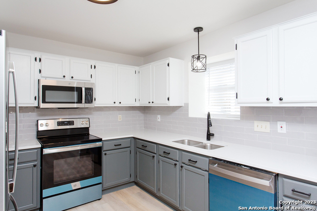 Listing photo id 9 for 11430 Potter Valley