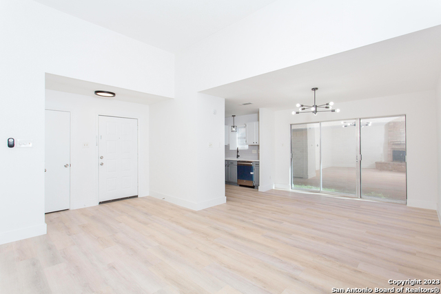 Listing photo id 2 for 11430 Potter Valley