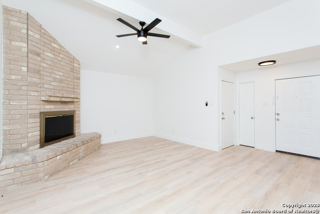 Listing photo id 5 for 11430 Potter Valley