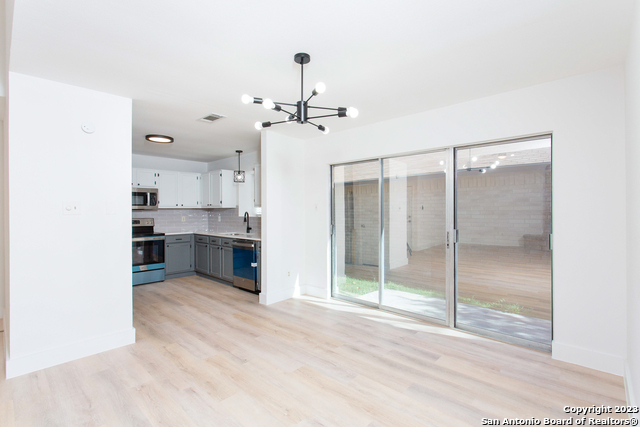 Listing photo id 6 for 11430 Potter Valley