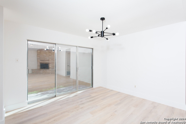 Listing photo id 7 for 11430 Potter Valley