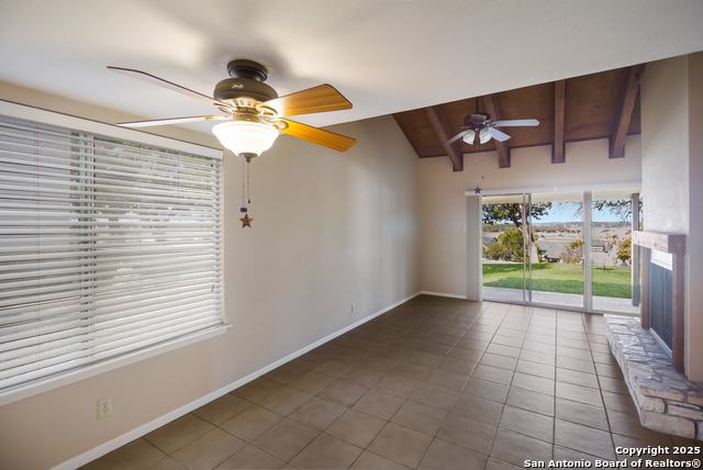 Image 11 of 31 For 1101 Parkview B15