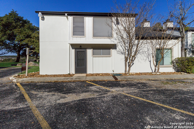 Image 3 of 31 For 1101 Parkview B15