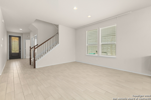 Image 9 of 26 For 330 Aberdeen