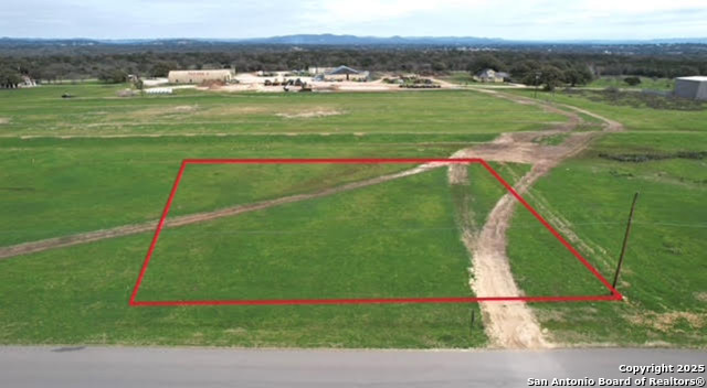 Listing photo id 0 for 831 Flying L