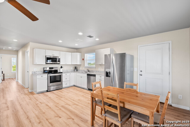 Image 10 of 25 For 274 Post Oak Ln