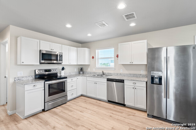 Image 11 of 25 For 274 Post Oak Ln