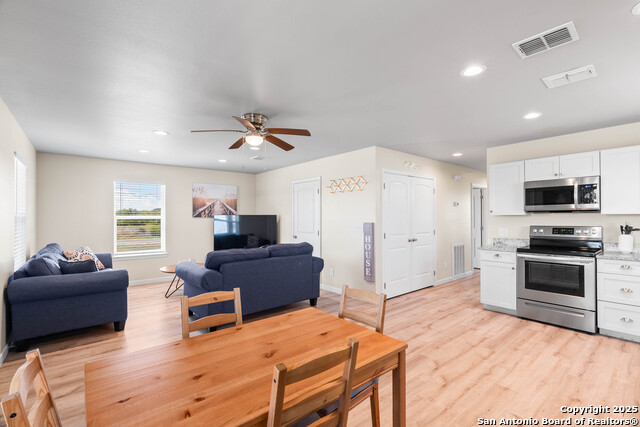 Image 7 of 25 For 274 Post Oak Ln