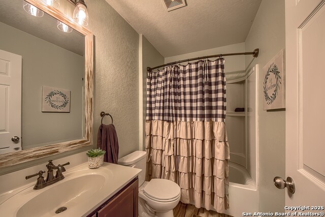 Image 16 of 32 For 420 Auburn Park