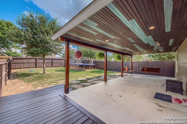 Image 31 of 32 For 420 Auburn Park