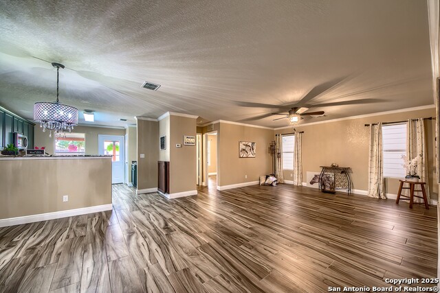 Image 9 of 32 For 420 Auburn Park