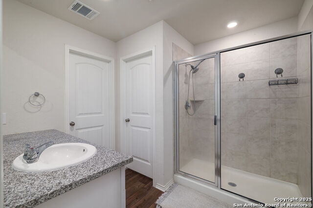 Image 15 of 22 For 11902 Mulberry