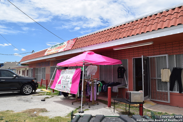 Listing photo id 44 for 727 Historic Old Hwy 90