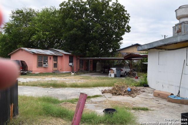 Listing photo id 45 for 727 Historic Old Hwy 90