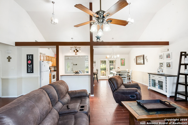 Image 11 of 31 For 2206 20th St