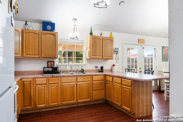 Image 14 of 31 For 2206 20th St
