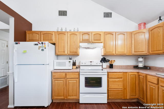 Image 16 of 31 For 2206 20th St