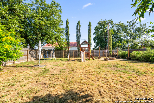 Image 26 of 31 For 2206 20th St