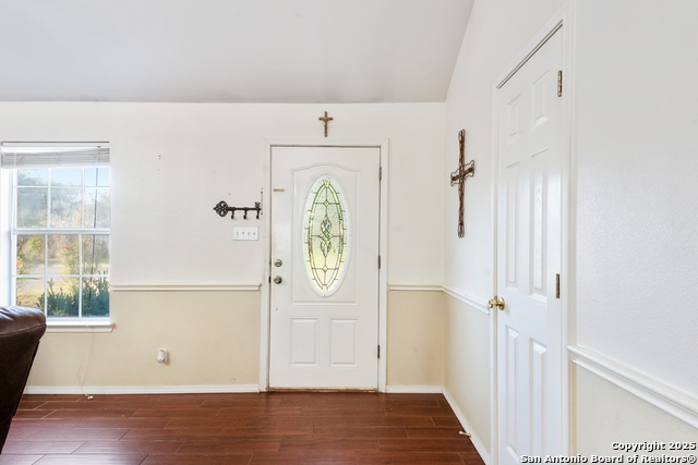 Image 7 of 31 For 2206 20th St