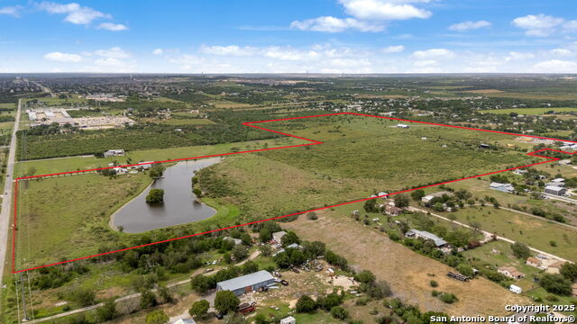 Listing photo id 43 for 210 Tolle Rd