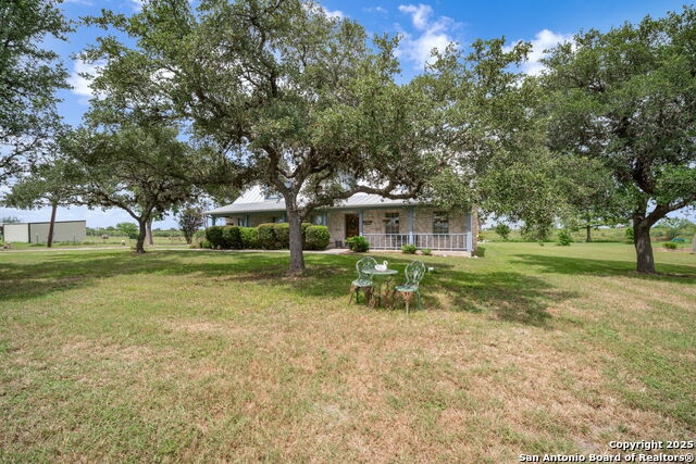 Listing photo id 1 for 210 Tolle Rd