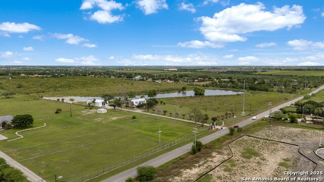 Listing photo id 33 for 210 Tolle Rd