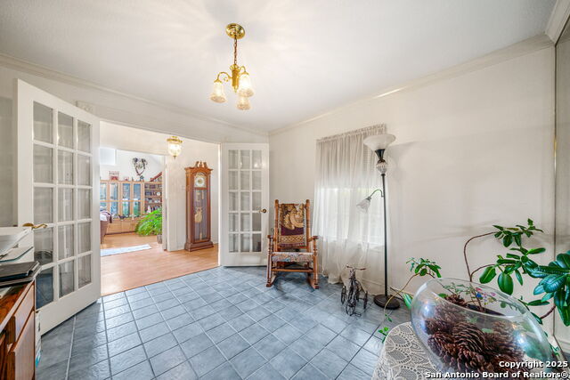 Listing photo id 5 for 210 Tolle Rd