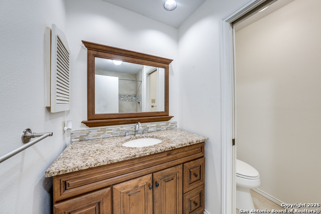Image 21 of 25 For 13734 Pebble Point