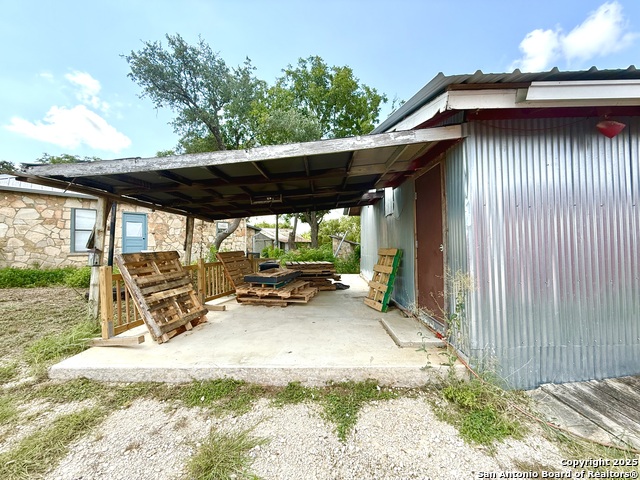 Listing photo id 8 for 9702 State Highway 16