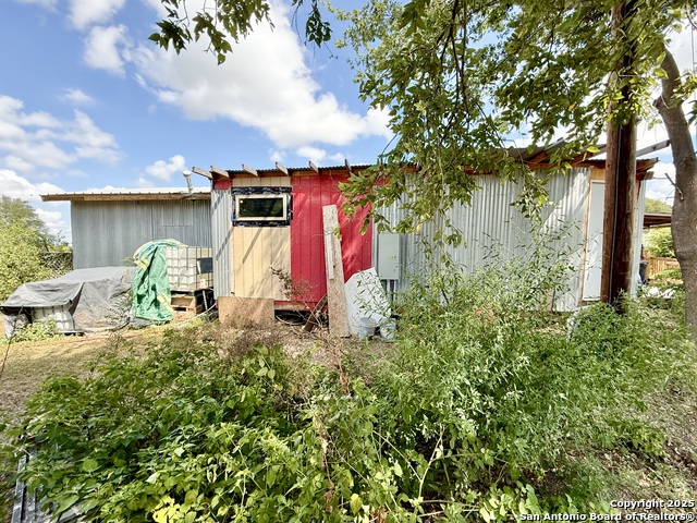 Listing photo id 10 for 9702 State Highway 16