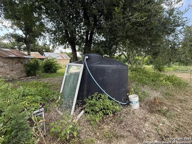 Listing photo id 12 for 9702 State Highway 16