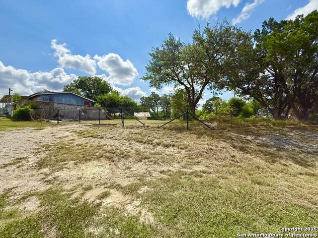 Listing photo id 13 for 9702 State Highway 16
