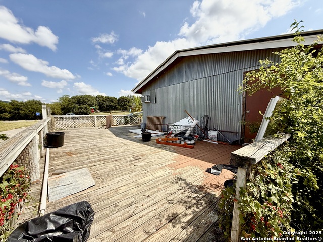 Listing photo id 3 for 9702 State Highway 16