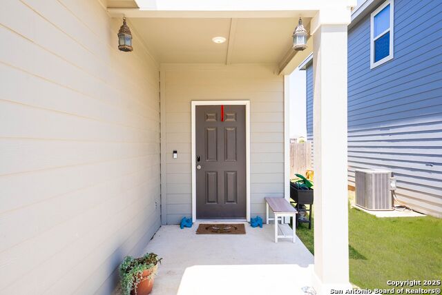 Image 29 of 30 For 14407 Elkhorn