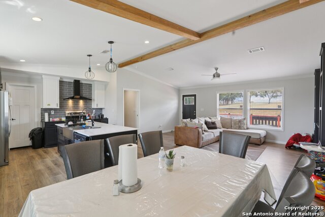 Image 12 of 36 For 125 Opal St  