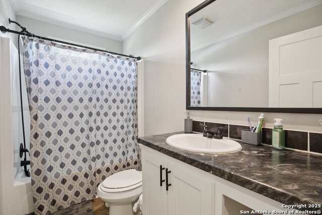 Image 23 of 36 For 125 Opal St  