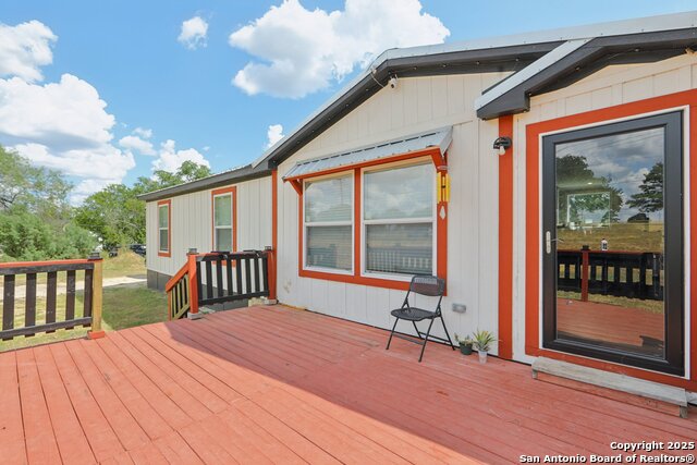 Image 6 of 36 For 125 Opal St  