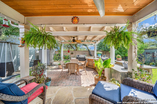 Image 4 of 26 For 229 Katie Ct