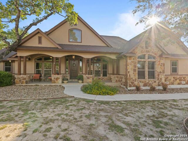 Details for 157 Copper Ridge, La Vernia, TX 78121